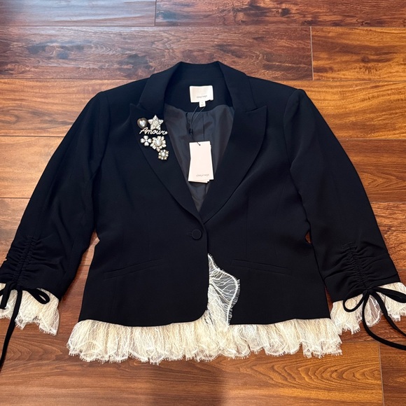 Cinq a Sept Roxie Blazer, New Elegant Black Blazer with Lace Trim, Size 8, NWT! - Picture 10 of 14